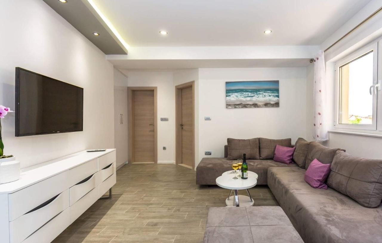 Apartman Dva Макарска Екстериор снимка