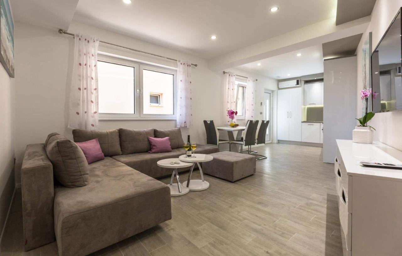Apartman Dva Макарска Екстериор снимка